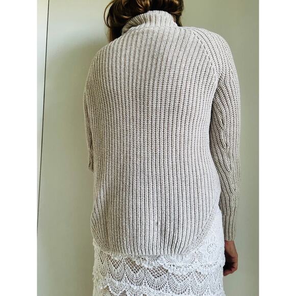 UO Silence & Noise Chunky knit Turtleneck Sweater Taupe Size XS neutral knits - Picture 6 of 9
